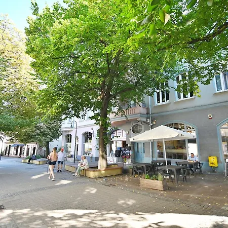 Apartament Monte Tu I Teraz
