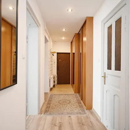 Apartment Monte Tu I Teraz